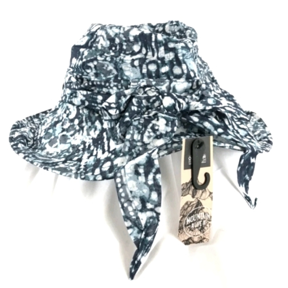 NWT Set of 2 Tie-Dye Bucket Hats